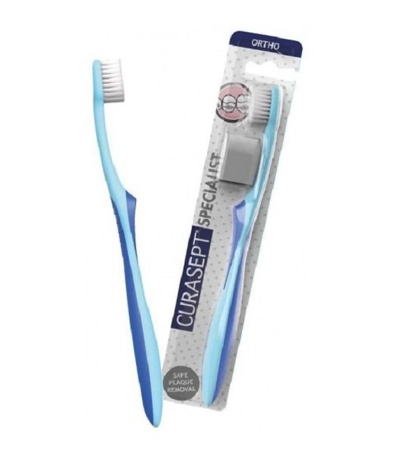 curasept-brosse-a-dents-ortho-1